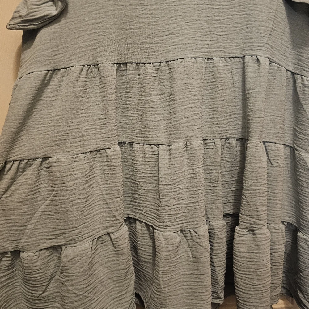Zenana Ruffled Top - L - Picture 4 of 6